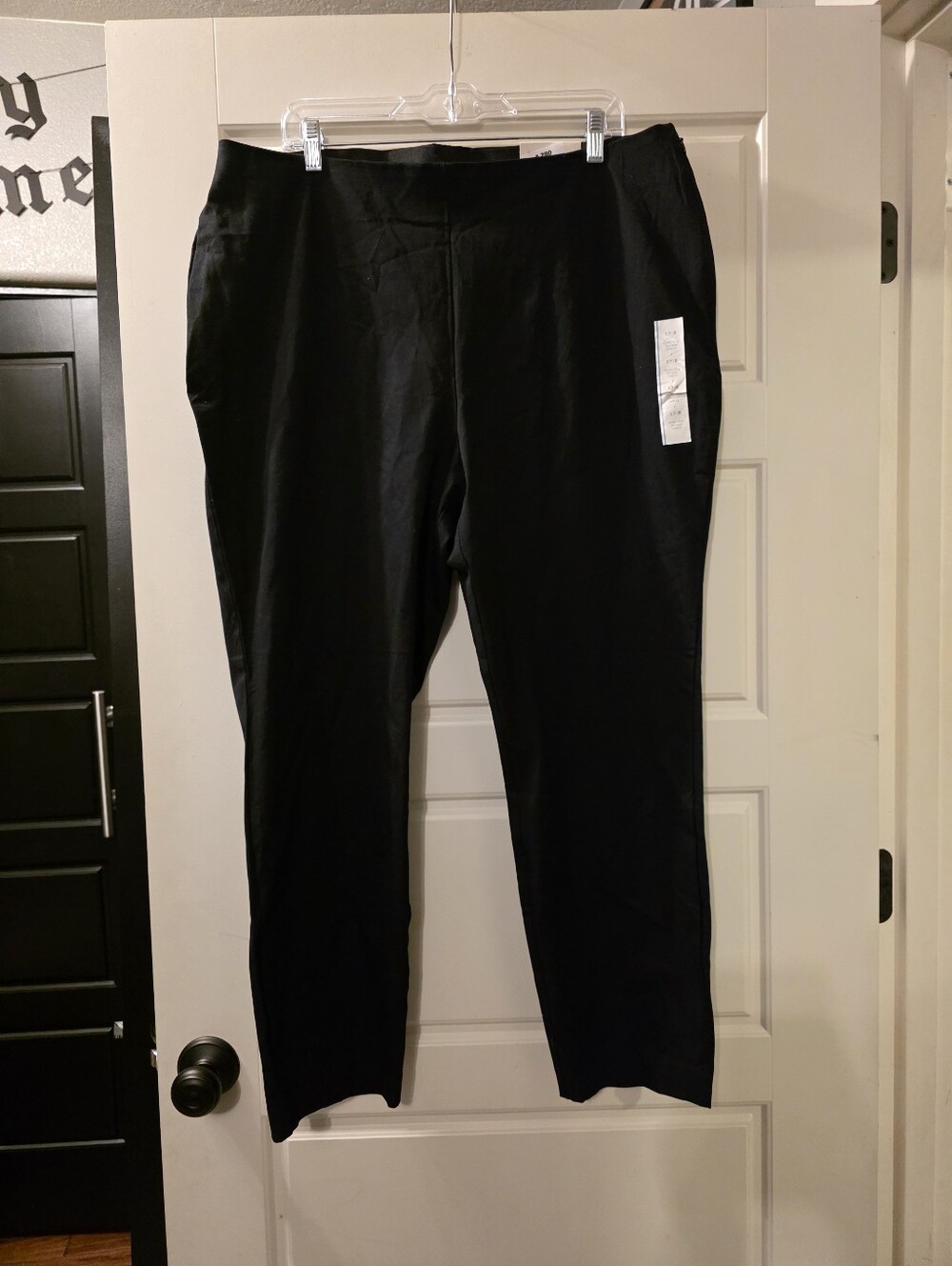 Black Pull-On Stretch Pants - Skinny Ankle High Rise Hip And Thigh Size 17R